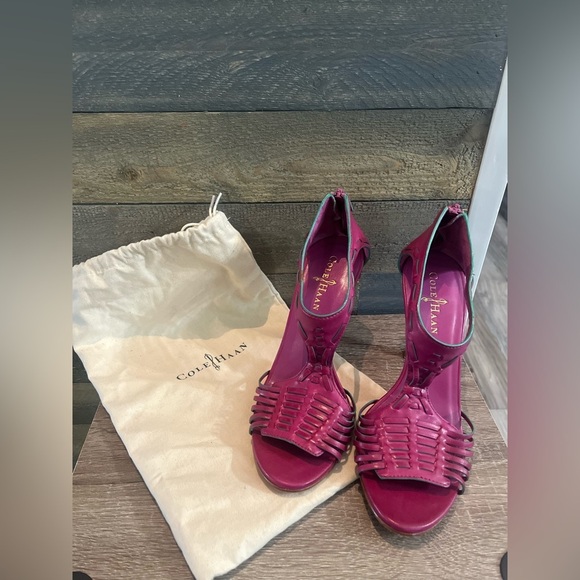 Cole Haan Woven T-Strap Stiletto Sandals with Nike Air Tech in Beet - Size 6.5 - Picture 15 of 15